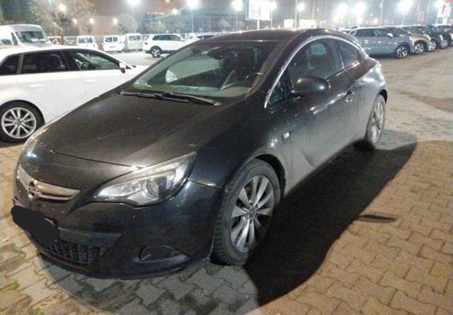 Opel Astra 2012