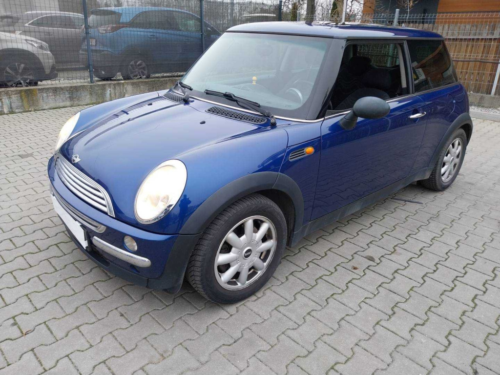 MINI 3-door