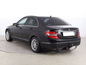 Mercedes-Benz C - 2010