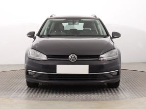 Volkswagen Golf - 2020