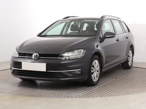 Volkswagen Golf - 2020