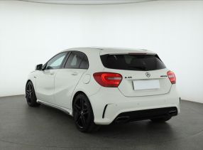 Mercedes-Benz A - 2013