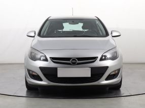 Opel Astra - 2013