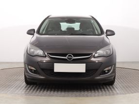 Opel Astra - 2013