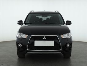 Mitsubishi Outlander - 2010