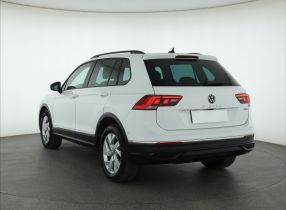 Volkswagen Tiguan - 2022