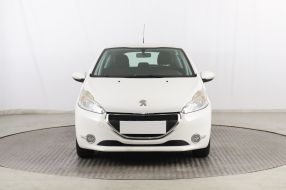 Peugeot 208 - 2013