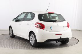 Peugeot 208 - 2013