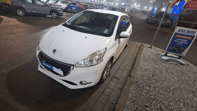 Peugeot 208 2013