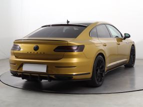 Volkswagen Arteon - 2017