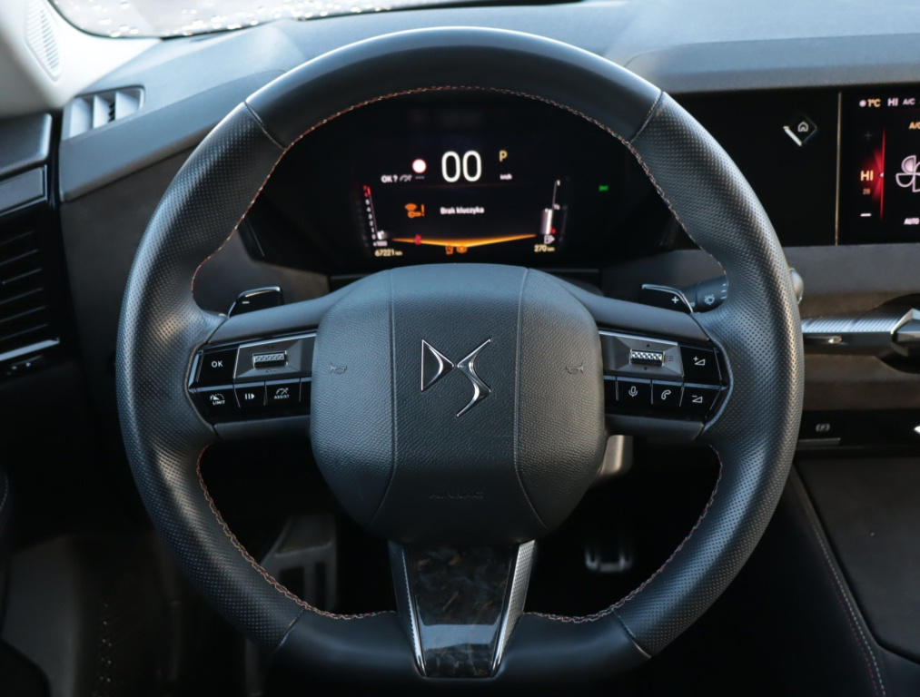 DS 4