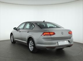 Volkswagen Passat - 2015