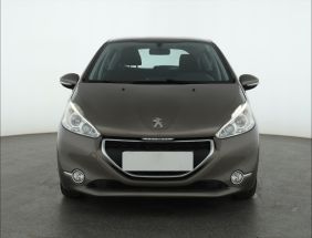 Peugeot 208 - 2012