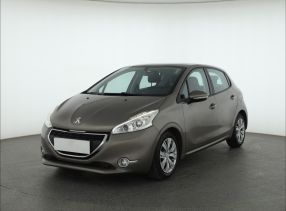 Peugeot 208 - 2012