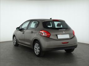 Peugeot 208 - 2012