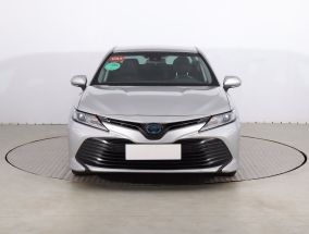 Toyota Camry - 2019