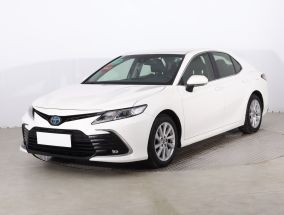 Toyota Camry - 2021