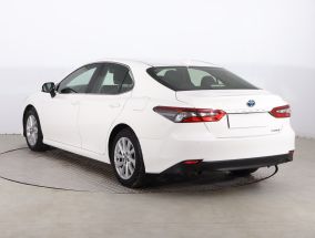 Toyota Camry - 2021