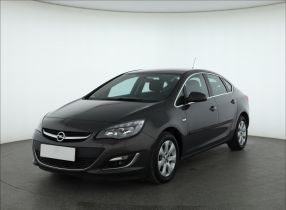 Opel Astra - 2015