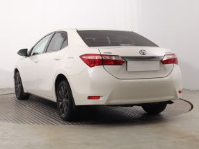Toyota Corolla - 2015
