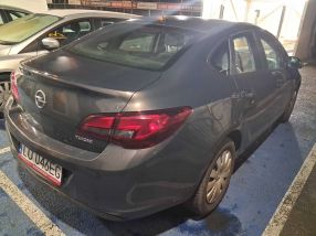 Opel Astra - 2015