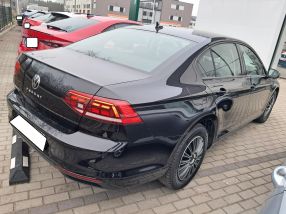 Volkswagen Passat - 2021