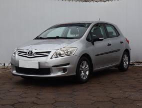 Toyota Auris - 2011