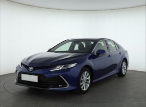 Toyota Camry - 2023