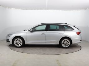 Škoda Octavia - 2021