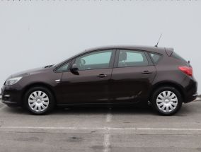 Opel Astra - 2014