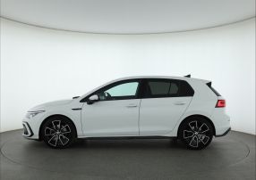 Volkswagen Golf - 2020