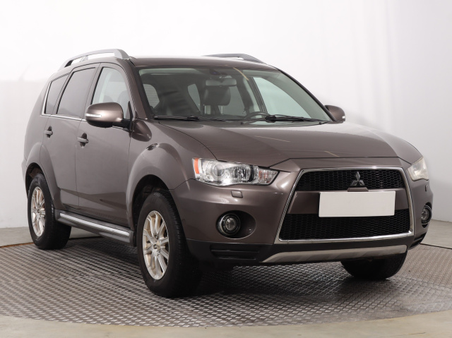 Mitsubishi Outlander 2010