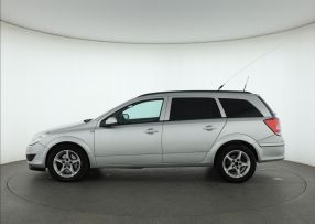 Opel Astra - 2010