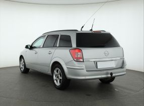 Opel Astra - 2010