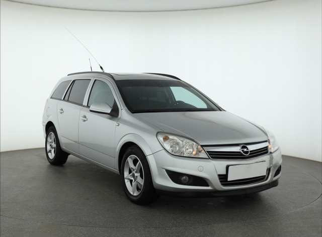 Opel Astra 2010
