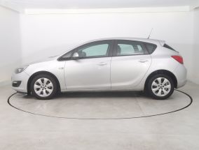 Opel Astra - 2015