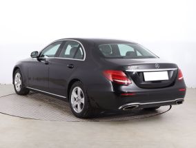 Mercedes - Benz E - 2017