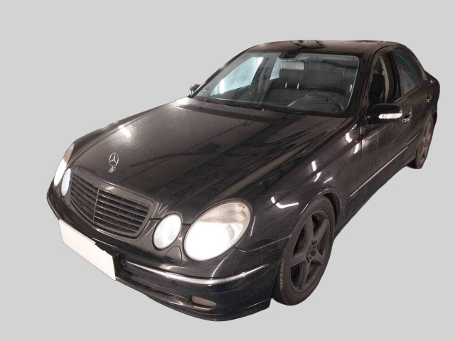 Mercedes-Benz E 2006
