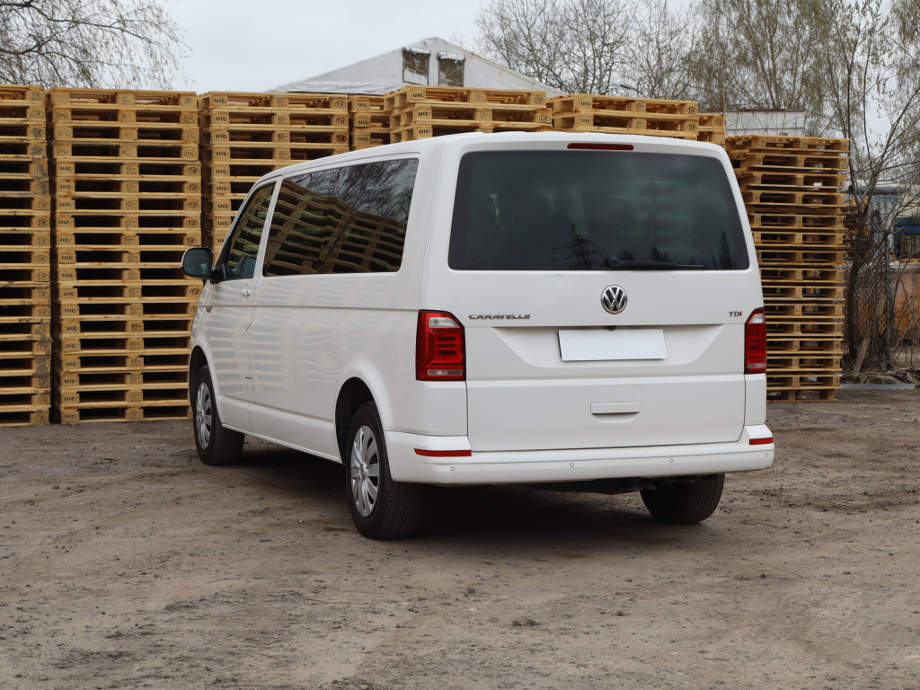 Volkswagen Caravelle