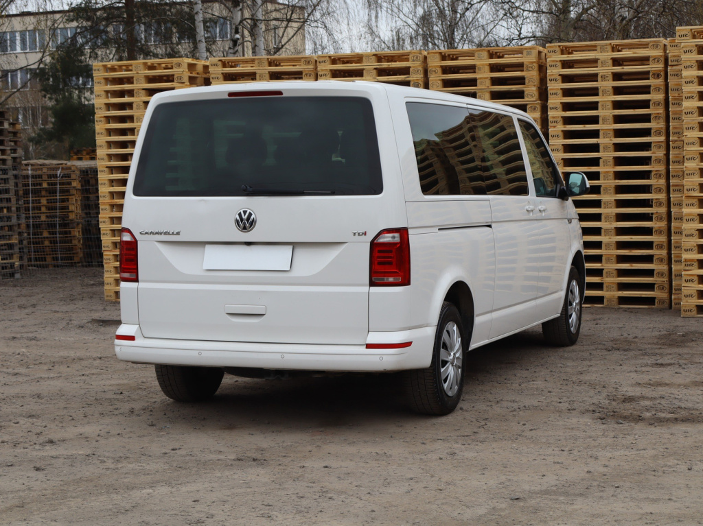 Volkswagen Caravelle