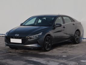 Hyundai Elantra - 2021
