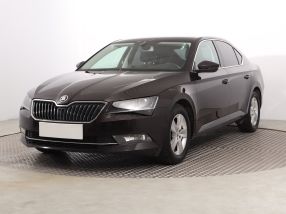 Škoda Superb - 2015