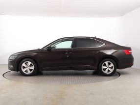 Škoda Superb - 2015