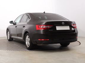 Škoda Superb - 2015