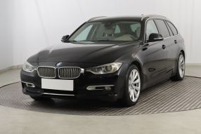 BMW 3 - 2012