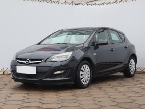 Opel Astra - 2013