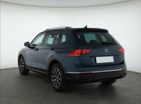 Volkswagen Tiguan - 2020