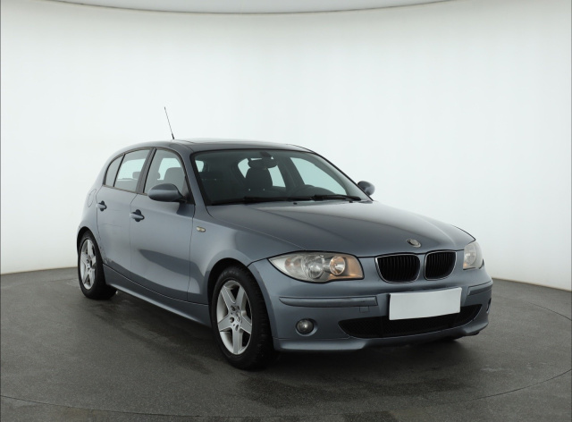 BMW 1 2005