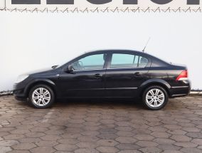 Opel Astra - 2010