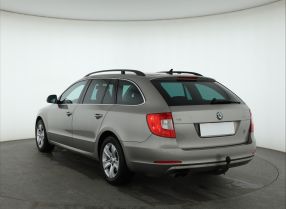 Skoda Superb - 2012